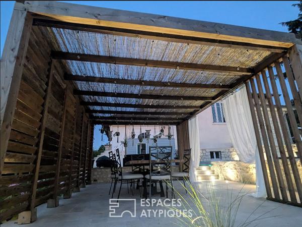 Villa année 50 de 227 m² sur 3362 m² de terrain, avec belle piscine, sur les hauteurs de Viarmes