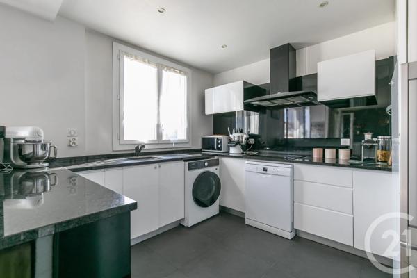 Appartement F3 à vendre  3 pièces - 66,45 m 2   ST MAUR DES FOSSES  - 94