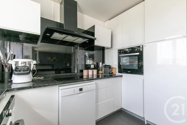 Appartement F3 à vendre  3 pièces - 66,45 m 2   ST MAUR DES FOSSES  - 94