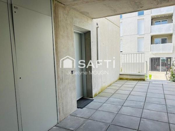 Amiens, Intercampus, appartement T3 avec balcon et stationnement sécurisé.