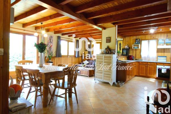 Châlet 5 pièces de 90 m² à Lachapelle-Auzac (46200)