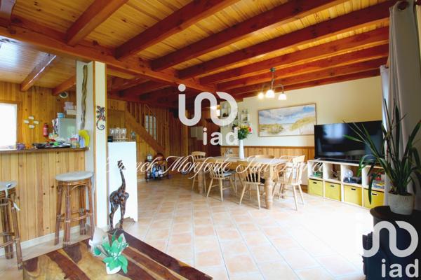 Châlet 5 pièces de 90 m² à Lachapelle-Auzac (46200)