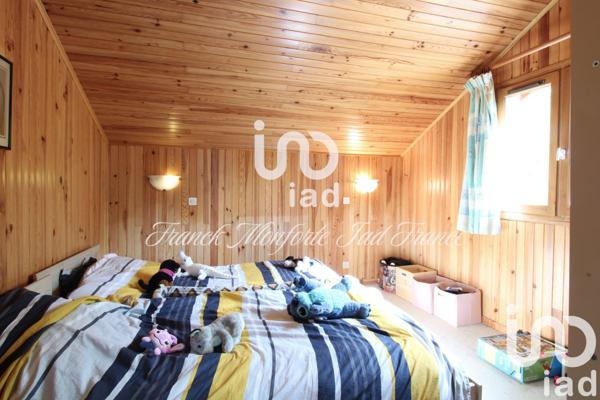 Châlet 5 pièces de 90 m² à Lachapelle-Auzac (46200)