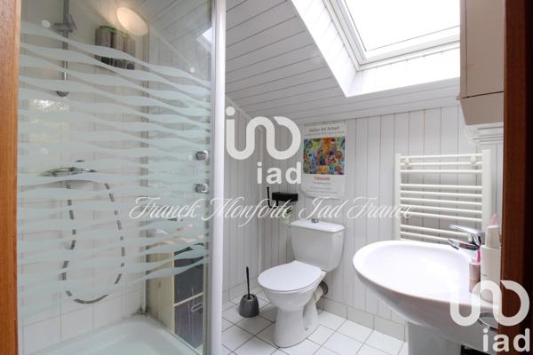 Châlet 5 pièces de 90 m² à Lachapelle-Auzac (46200)