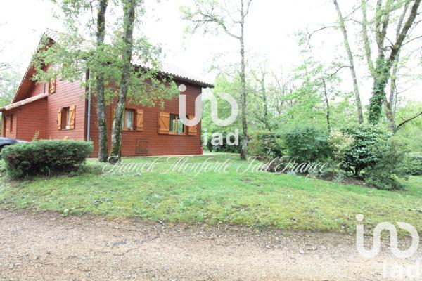 Châlet 5 pièces de 90 m² à Lachapelle-Auzac (46200)