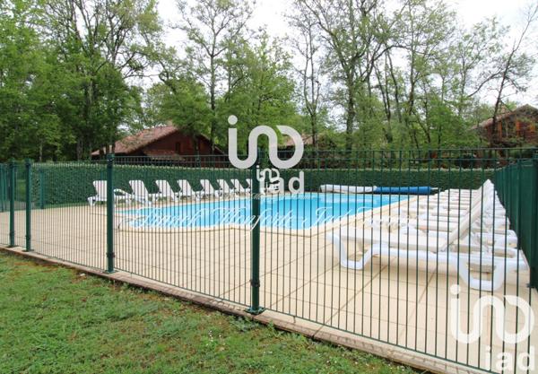 Châlet 5 pièces de 90 m² à Lachapelle-Auzac (46200)