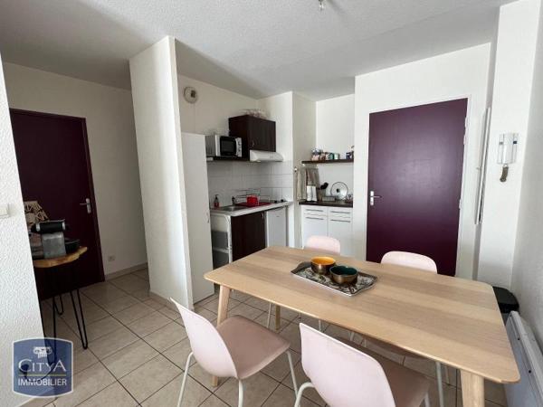 Appartement à louer 1 pièce 38.68m²