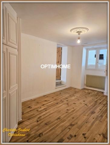 Maison contemporaine avec piscine, appartement indépendant et vaste terrain arboré