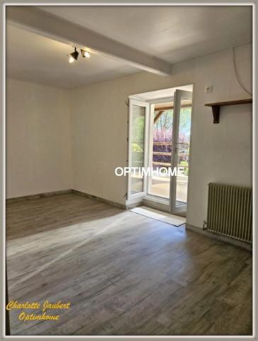 Maison contemporaine avec piscine, appartement indépendant et vaste terrain arboré