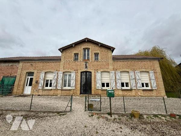 Propriété à vendre à Courteranges (10270) - Aube (10)

Propriété comprenant une maison d'habi...