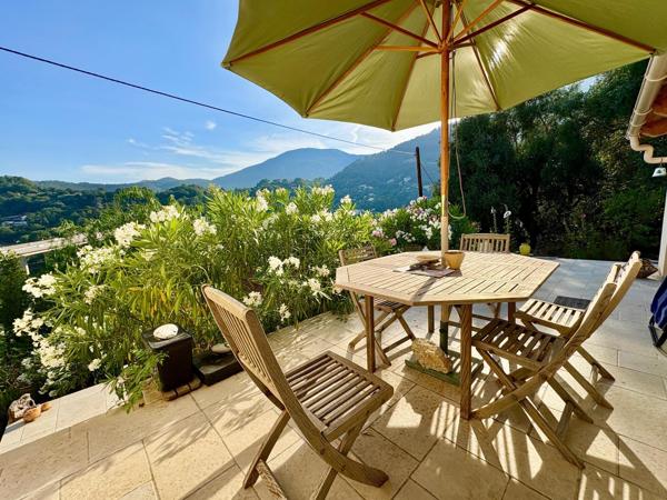 SAINTE-AGNÈS – MAISON 5 PIÈCES AVEC VUE MER SUR PLUS DE 6 500 m² DE TERRAIN