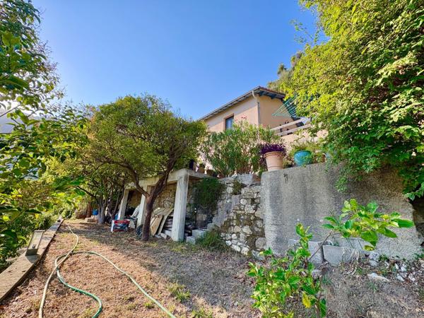 SAINTE-AGNÈS – MAISON 5 PIÈCES AVEC VUE MER SUR PLUS DE 6 500 m² DE TERRAIN