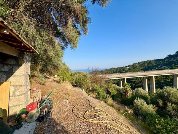 SAINTE-AGNÈS – MAISON 5 PIÈCES AVEC VUE MER SUR PLUS DE 6 500 m² DE TERRAIN