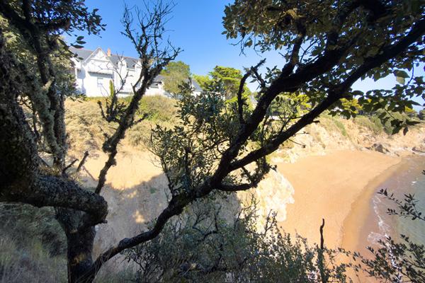 Duplex d’exception avec vue mer et Jardin privatif à Saint-Marc-sur-Mer