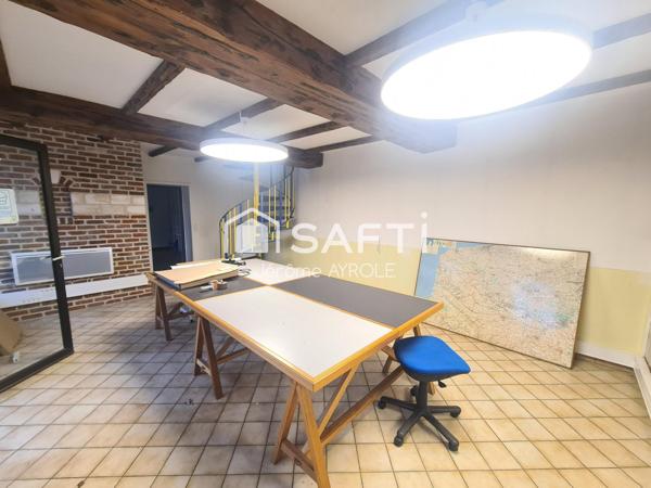 IDEAL INVESTISSEUR Ensemble immobilier composé de 3 bâtiments