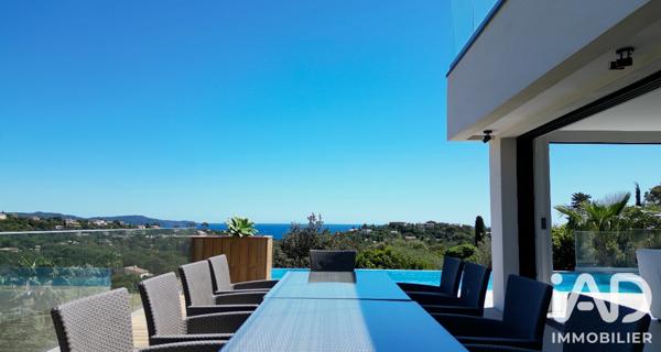 Maison à vendre 7 pièces 250 m² Cavalaire-sur-Mer