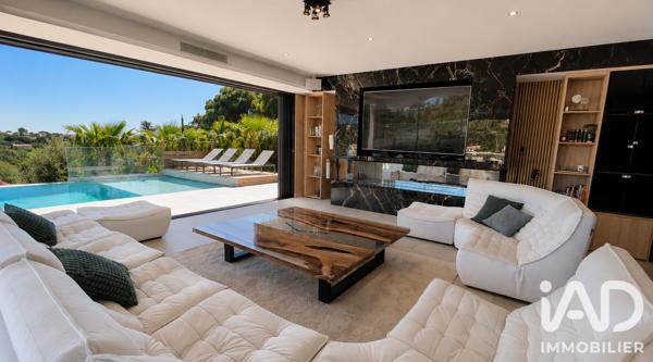Maison à vendre 7 pièces 250 m² Cavalaire-sur-Mer