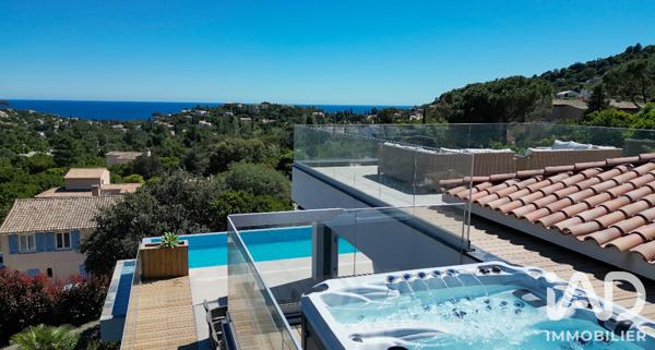 Maison à vendre 7 pièces 250 m² Cavalaire-sur-Mer