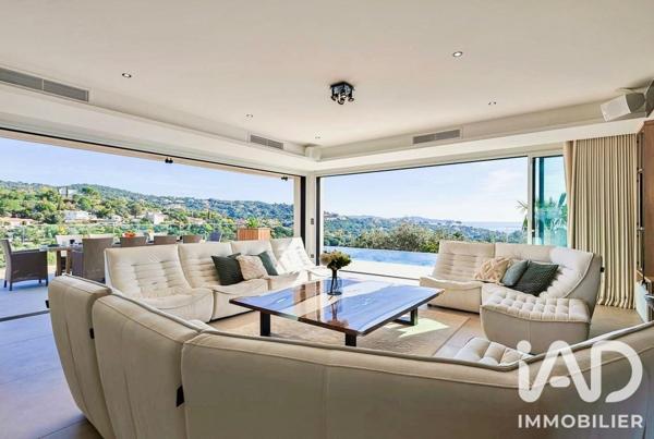 Maison à vendre 7 pièces 250 m² Cavalaire-sur-Mer