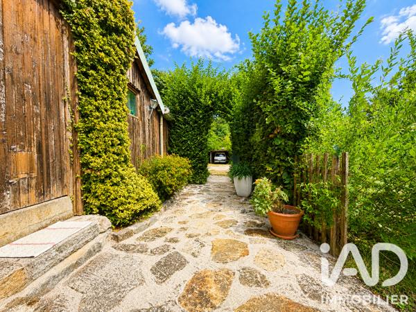 Maison à vendre 10 pièces 181 m² Liginiac