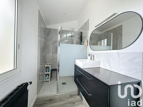 Maison à vendre 6 pièces 175 m² Entraigues-sur-la-Sorgue