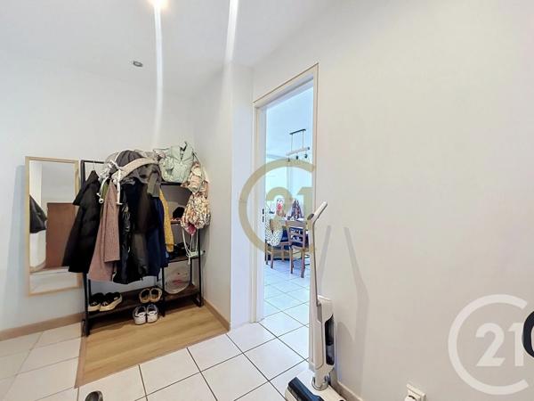 Appartement F4 à vendre  4 pièces - 78,86 m 2   LUXEUIL LES BAINS  - 70
