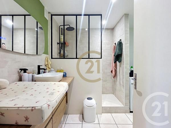 Appartement F4 à vendre  4 pièces - 78,86 m 2   LUXEUIL LES BAINS  - 70