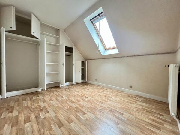 Maison Le Perray En Yvelines 5 pièce(s) 115 m2