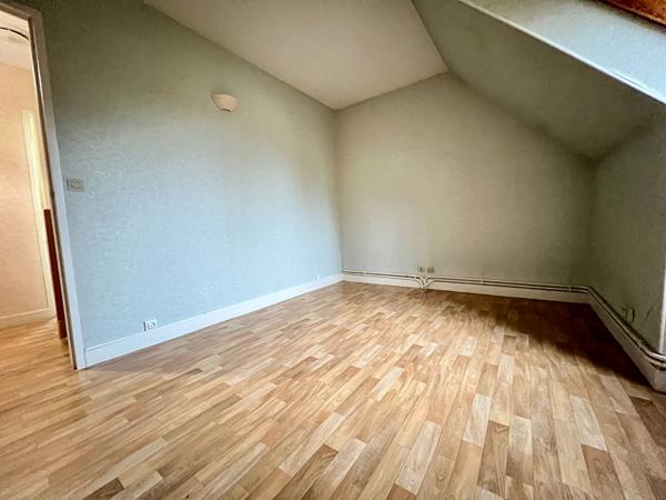 Maison Le Perray En Yvelines 5 pièce(s) 115 m2