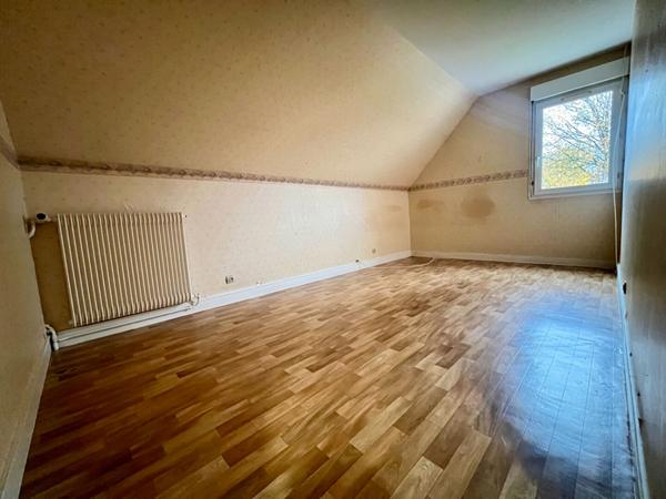 Maison Le Perray En Yvelines 5 pièce(s) 115 m2