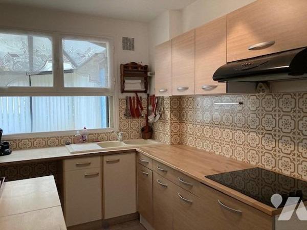 PETIT COURONNE Secteur piscine - 3 chbres (90 m²)