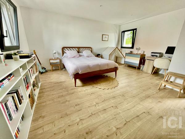 MAISON - CONTEMPORAINE - 140M² - 5 CHAMBRES - BOURG