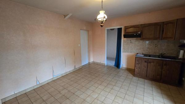 Maison d'environ 75 m², coeur de bourg