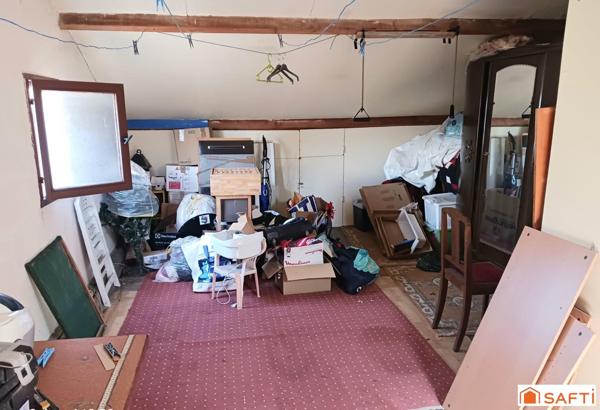 Maison 5 pièces, 3 chambres, terrasse, garage.