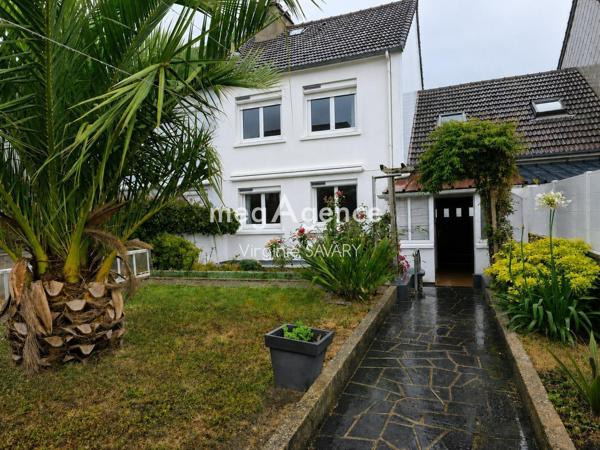 Maison à CHERBOURG-EN-COTENTIN, 50120 - 6 pièces 92m²