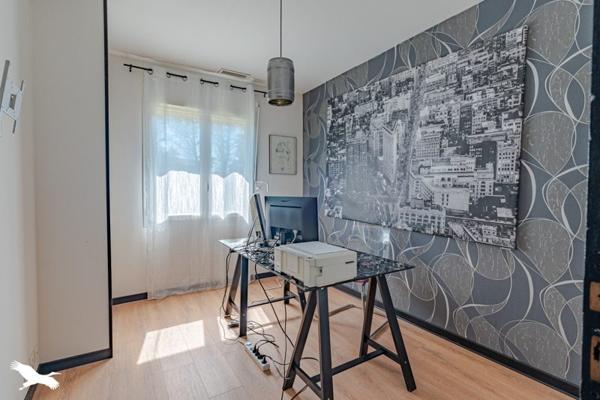 Maison à vendre 314 160 € Saint-Louis-de-Montferrand 5 p 143 m² DPE B