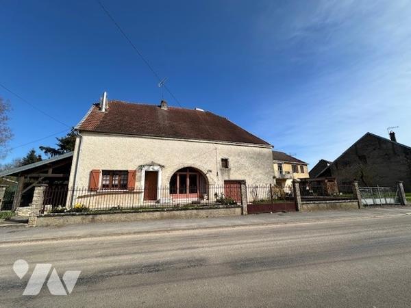 Maison à usage d'habitation avec dépendance