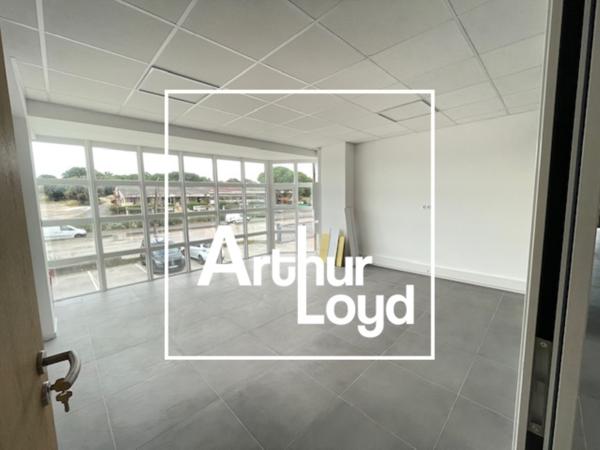 Bureaux à louer à Vendargues visibilité exceptionnelle et grand parking