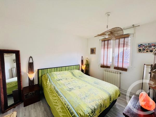 Maison à vendre  6 pièces - 177,70 m 2   FOURAS  - 17