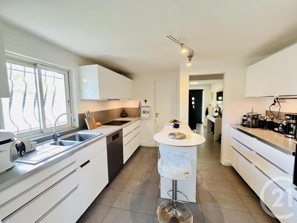 Maison à vendre  6 pièces - 177,70 m2 FOURAS - 17