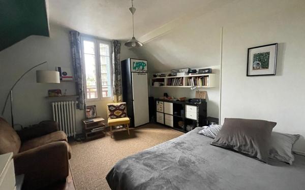 Maison à vendre    6 pièces •  Arcueil