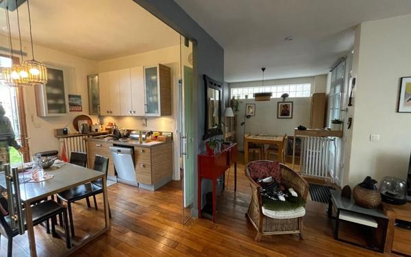 Maison à vendre    6 pièces •  Arcueil