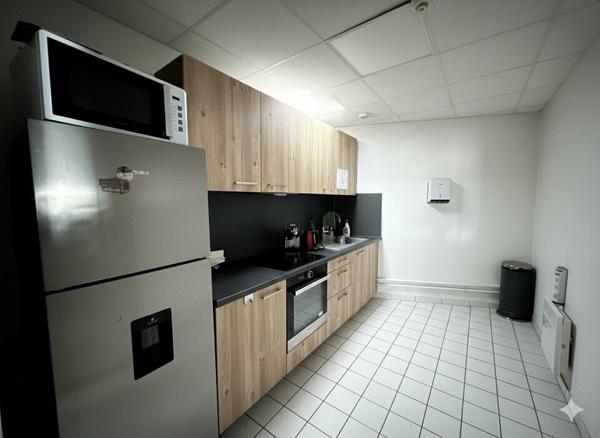 BUREAUX à LOUER de 385 m²