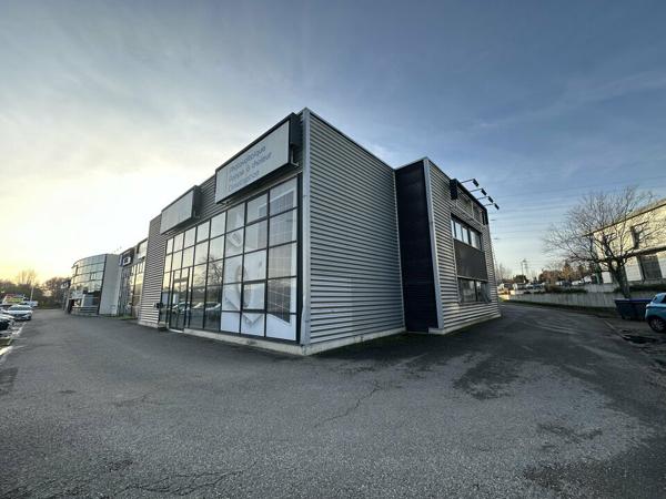 BUREAUX à LOUER de 385 m²