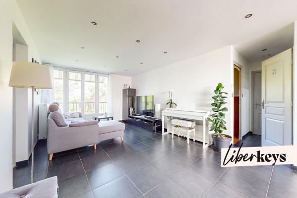 T3 clé en main de 60 m² avec garage, cave et parc privé à BRON