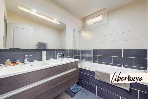 T3 clé en main de 60 m² avec garage, cave et parc privé à BRON