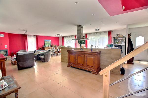 Maison à vendre  6 pièces - 175 m2 LA FERTE GAUCHER - 77