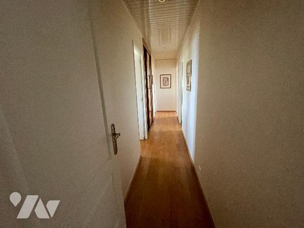 ROUCAS BLANC 13007 MARSEILLE, PARC MONTVERT T3/4 vue mer et iles, garage.