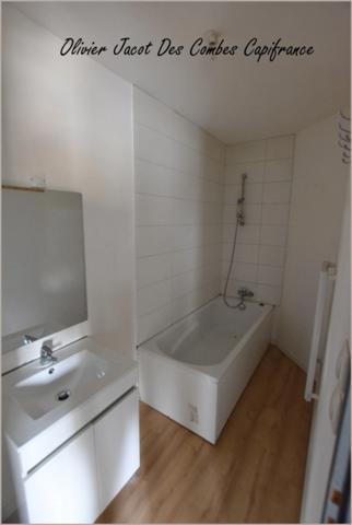 Appartement à vendre 3 pièces FESCHES LE CHATEL (25)