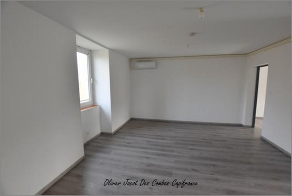 Appartement à vendre 3 pièces FESCHES LE CHATEL (25)